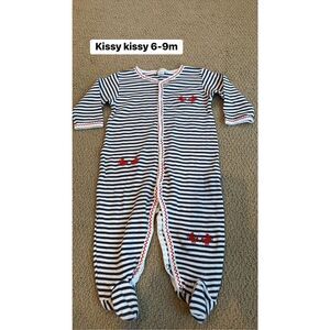 Kissy Kissy 6-9m embroidered crab striped snap footie